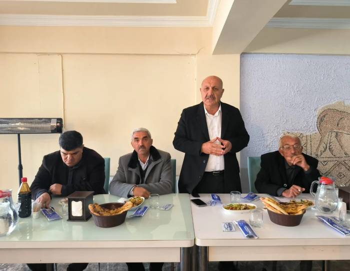 Zelyurt, Muhtarlarla Bir Araya Geldi