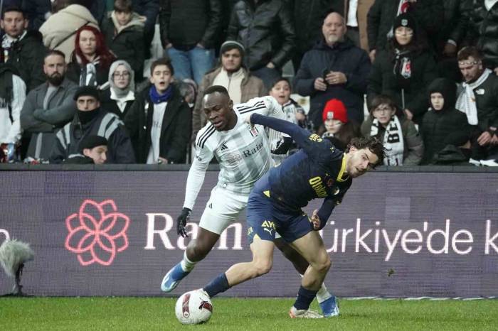 Trendyol Süper Lig: Beşiktaş: 1 - Fenerbahçe: 3 (Maç Sonucu)
