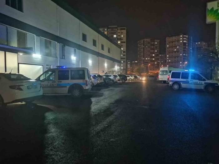 Hamama Giren Çocuk Boğulma Tehlikesi Geçirdi