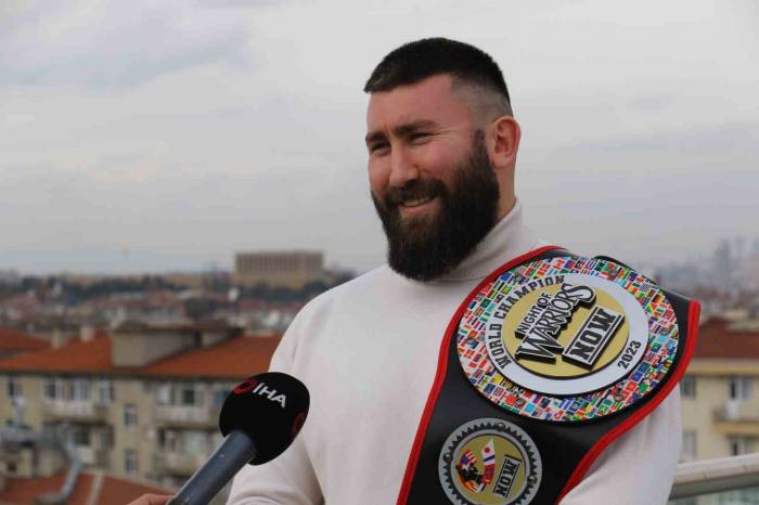 Muhammed Dursun: "Futbolda Da Başarılıyız Ama Bireysel Sporlarda Çok Daha Fazla Madalya Getiriyoruz"