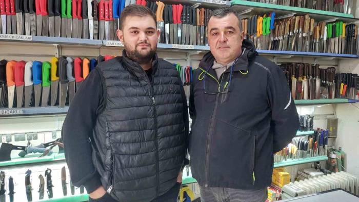 144 Yıldır Bıçakçılık Yapan Ailede Meslek Babadan Oğula Geçiyor