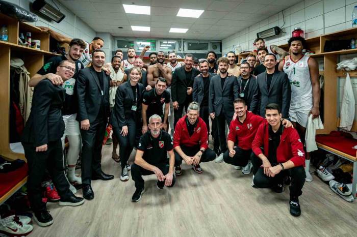 P. Karşıyaka Ligde Üst Üste 6. Galibiyetini Aldı