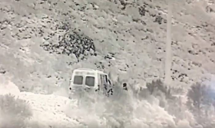 İzmir’de 280 Düzensiz Göçmen Yakalandı, 7 Organizatör Tutuklandı
