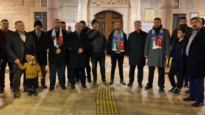 Isparta’da Amerika’nın Veto Kararı Protesto Edildi