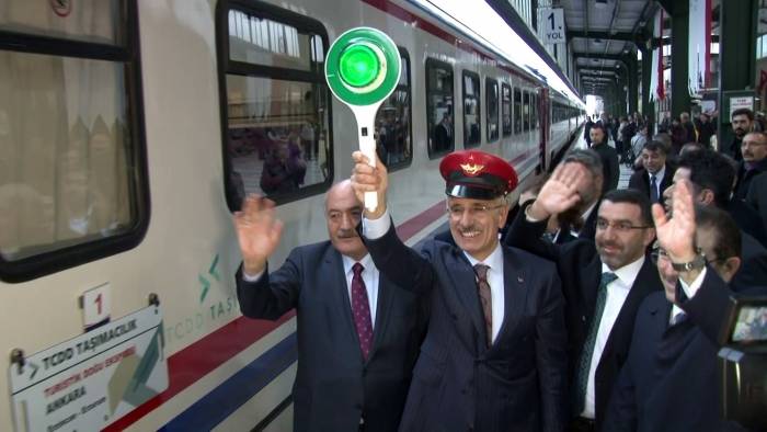 Turistik Doğu Ekspresi Yeni Sezonun İlk Yolculuğuna Başladı