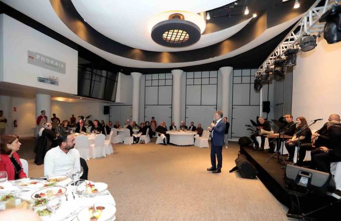 Bayraklı’nın Muhtarları Başkan Sandal İle Buluştu