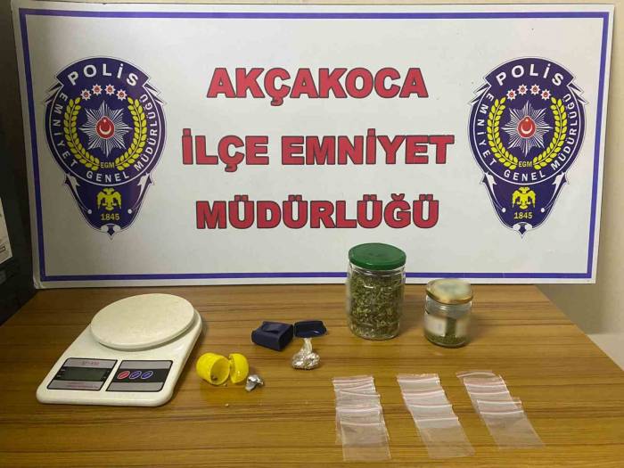 Şok Uygulamada Silah Ve Uyuşturucu Ele Geçirildi