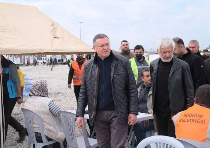 Büyükşehir Belediye Başkanı Lütfü Savaş: “126 Akademisyen Aylardır Hatay İçin Çalışıyor”