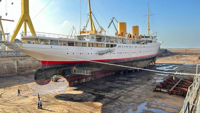 Savarona, İstanbul Tersanesi Komutanlığı Havuzunda Kapsamlı Onarıma Tabi Tutuluyor