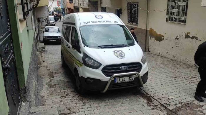 Kasten Adam Öldürmeye Teşebbüsten Aranan Şahıs Polise Ateş Açtı