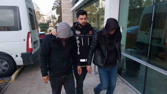 Samsun’da Uyuşturucu Ticareti Zanlısı 3 Kişi Adliyede
