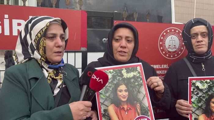 Sokak Ortasında Kız Arkadaşını Öldürmüştü: Müebbet Hapis Cezasına Çarptırıldı