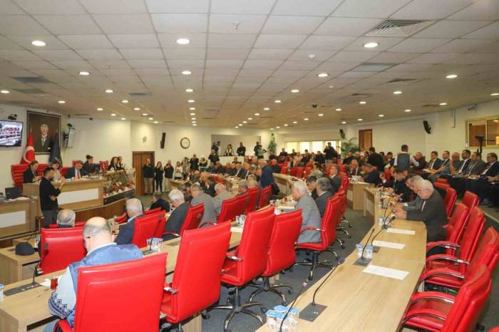 Aydın Büyükşehir, Vefat Eden Başkan Dinçer’in İsmini Yaşatacak