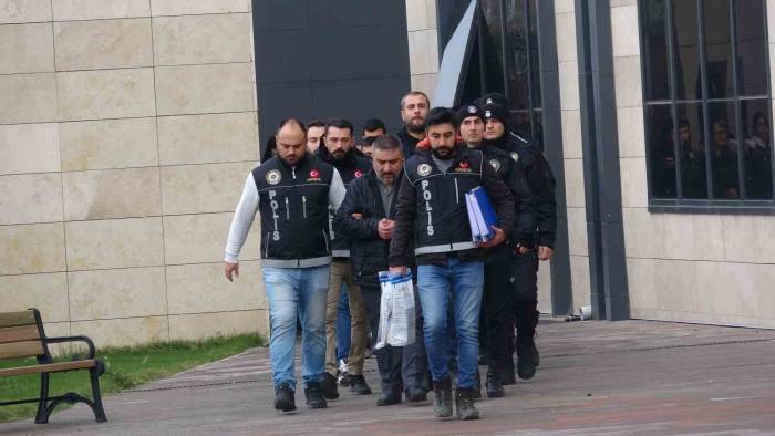 Çanakkale’de 5 Milyon Tl’lik Uyuşturucu Operasyonuna 4 Tutuklama