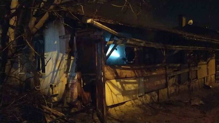 Çorum’da 78 Yaşındaki Kadının Evini Kundakladılar