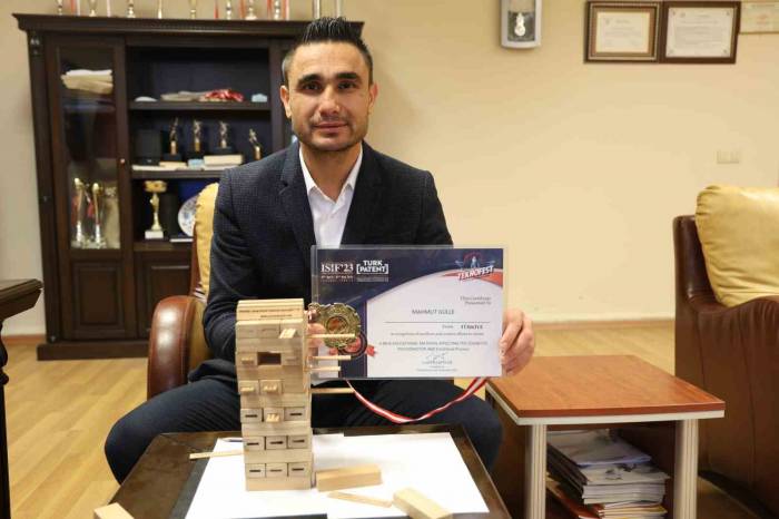 Deprem Onu Yıldırmadı, Geliştirdiği Projeyle Eğitim Sistemine Katkı Sağlayacak