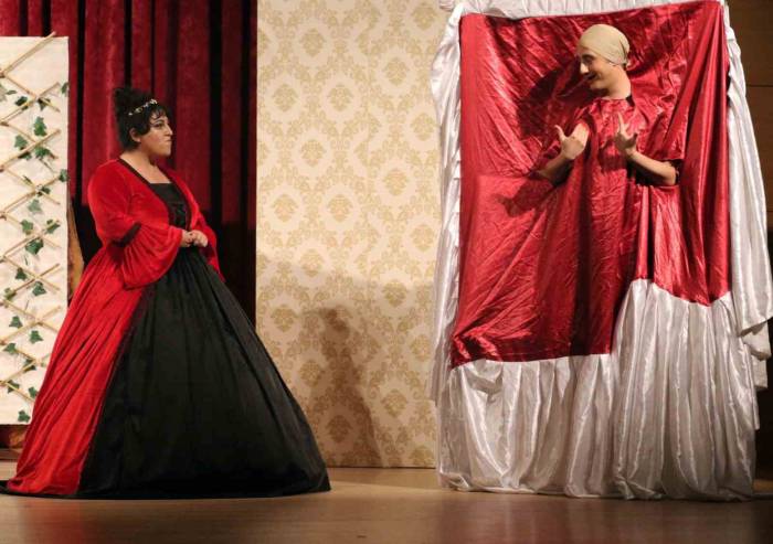 Kbü’de "Masal Gecesi" Adlı Tiyatro Oyunu Sahnelendi