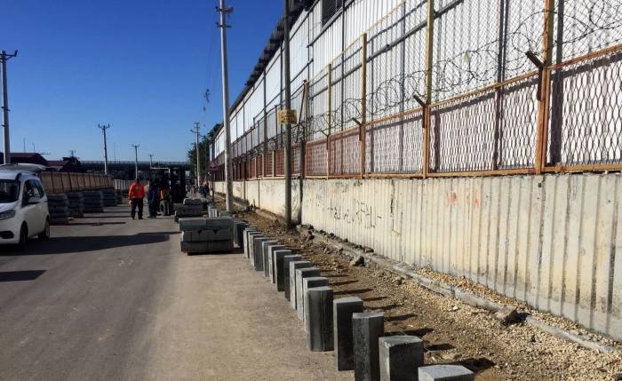 Akdeniz’de Sokaklar Yenileniyor