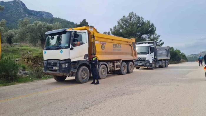 Bodrum’da Hafriyat Kamyonlarına Sıkı Denetim