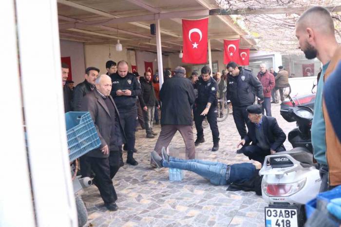 Husumetlilerin Kahvehanedeki Kavgası Kanlı Bitti