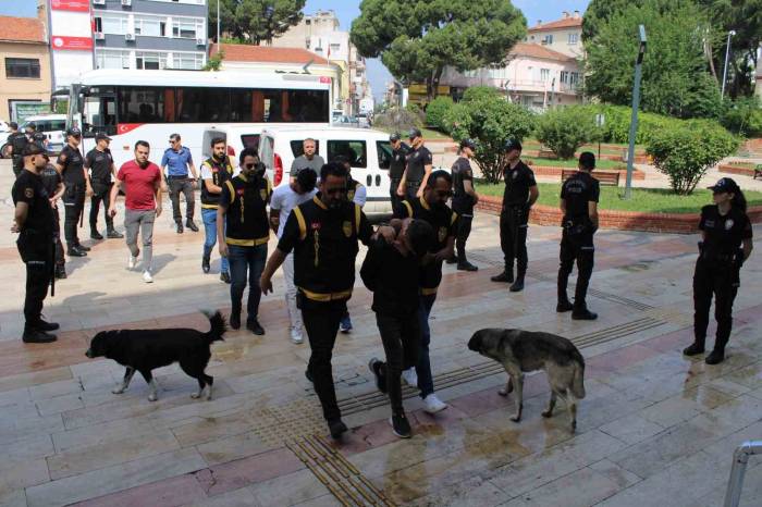 Adliyede Bıçaklama Olayı İle İlgili İddianame Hazırlandı