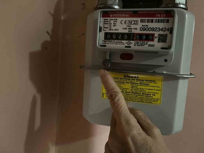 Bağcılar’da Yaşayan Yaşlı Çiftin İgdaş İsyanı