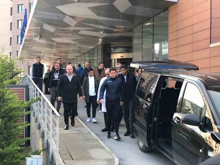 Halil Umut Meler Taburcu Edildi