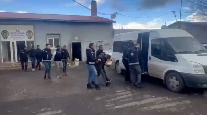 Ağrı’da Göçmen Kaçakçılarına Darbe: 4 Gözaltı