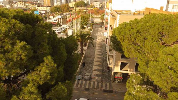 İncirliova’nın En İşlek Caddesi Yenilendi