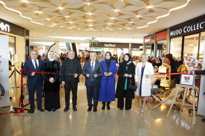 Aile Destek Merkezleri’nden Kadınlar Meslek Ediniyor