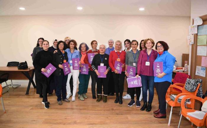 Konyaaltı’nda “Kadının İnsan Hakları Eğitimi Programı” Eğitimi