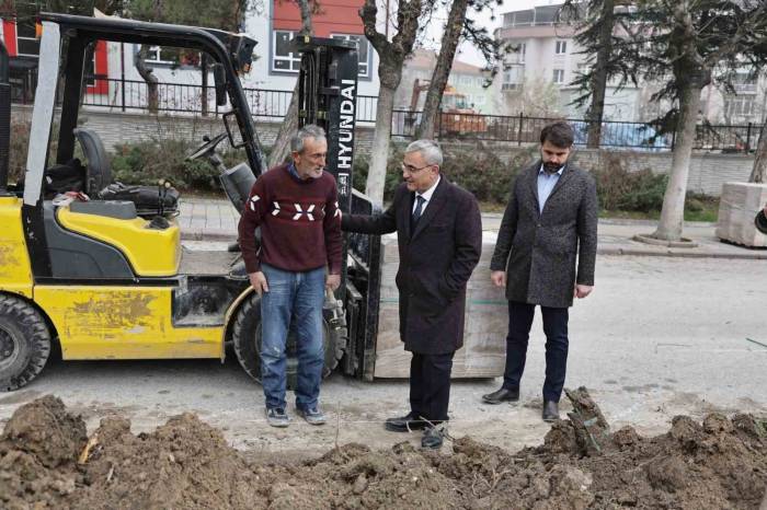 Kütahya’da Abdurrahman Karaa Bulvarı’ndaki Çalışmalar Devam Ediyor