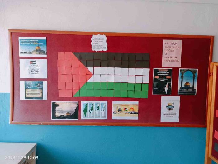 Boyabatlı Öğrencilerin Kalbi Filistin İçin Atıyor