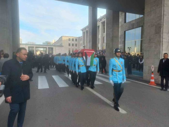 Saadet Partili Bitmez İçin Tbmm’de Cenaze Töreni Düzenlendi