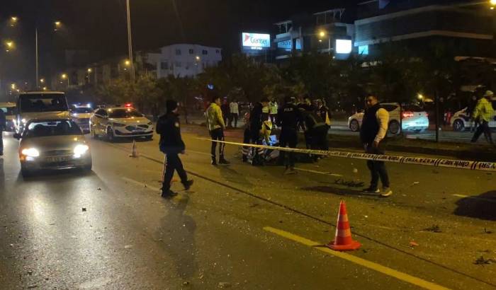 Otomobille Motosikletin Çarpıştığı Feci Kazada Ortalık Savaş Alanına Döndü: 1 Ölü