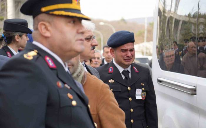 Trafik Kazasında Ağır Yaralanan Uzman Çavuş Yaşam Mücadelesini Kaybetti