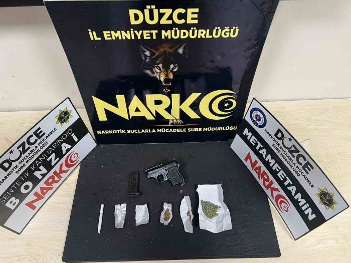 Düzce’de Uyuşturucu Operasyonu: 4 Gözaltı