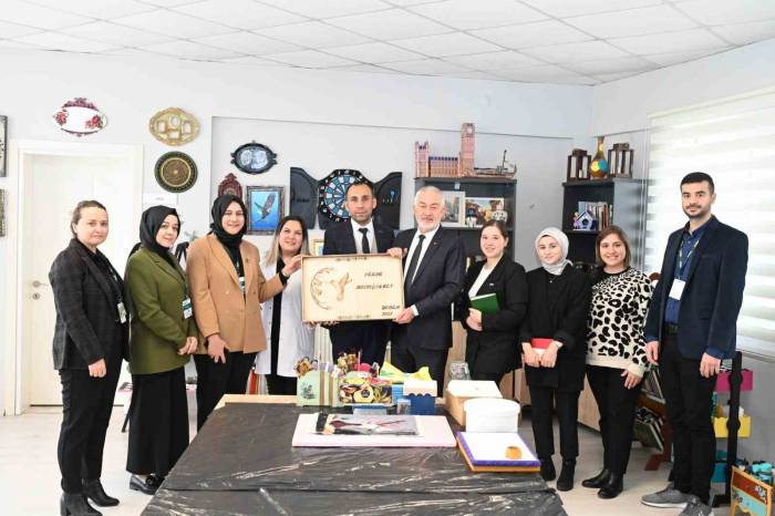 Başkan Başdeğirmen: “Bağımlılık Zamanımızın En Zor Hastalığı”