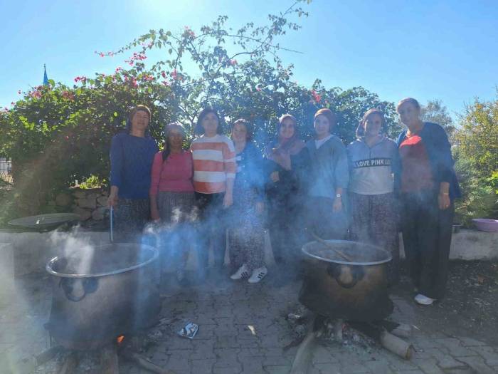 Seydikemer’deki Okulda Aşure Etkinliği