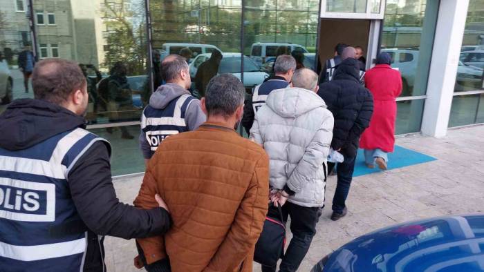 Samsun’da 53 Kişiyi İnternet Üzerinden Dolandıran 6 Kişi Tutuklandı
