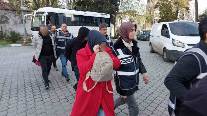 Samsun’da 53 Kişiyi İnternet Üzerinden Dolandıran 11 Şahıs Adliyeye Sevk Edildi