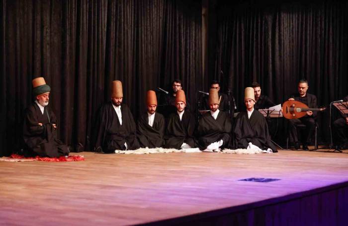 Sincan Belediyesi Vuslatının 750. Yılında Hz. Mevlana’yı Andı