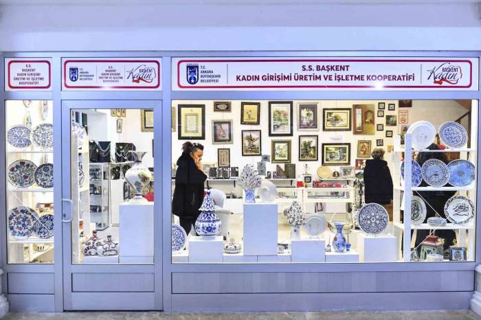 Belmek Kursiyerlerinin El Emeği Yeni Yıl Hediyelerine Alternatif Sunuyor