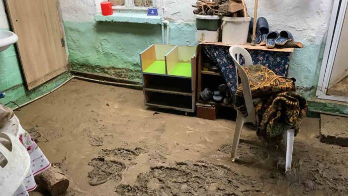 Çanakkale’de Sağanak Yağış Nedeniyle Kalabaklı Köyünde Bir Ev Selden Zarar Gördü