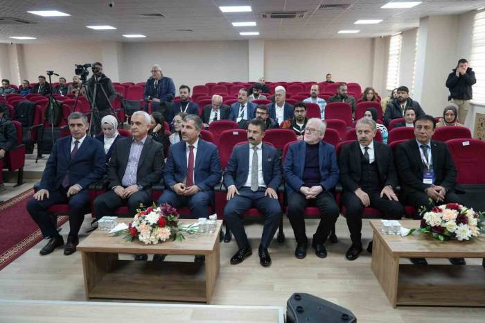 Muş’ta ’7. Yerel Ve Bölgesel Yayıncılar Buluşması’