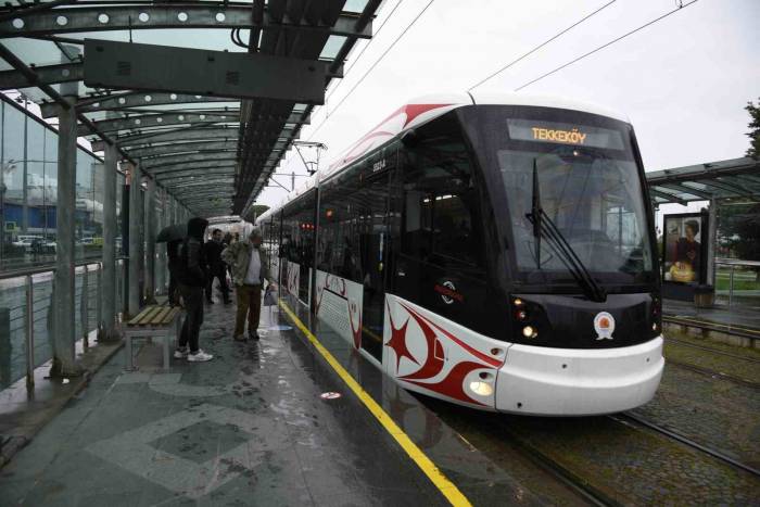 Raylı Sistemde Yoğunluğu Azaltacak Yatırım: 10 Yeni Tramvay 2024’te