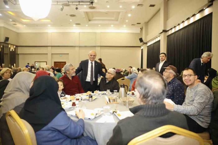 Başkan Söğüt, Körfez’in Çınarları İle Buluştu