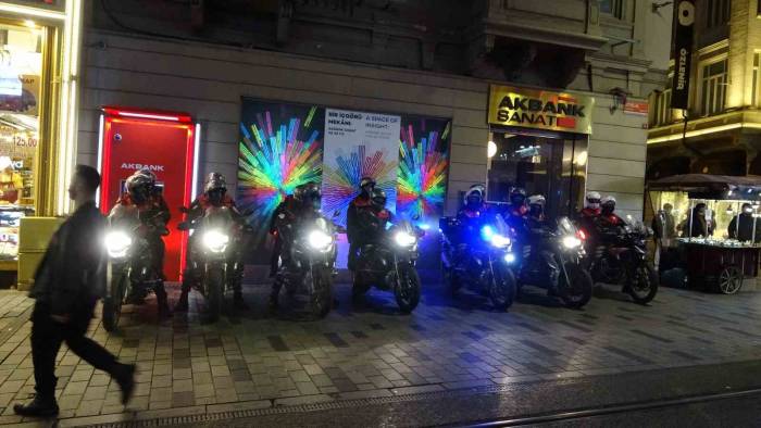 Taksim’de Yılbaşı Öncesi İş Yerlerine Denetim Yapıldı