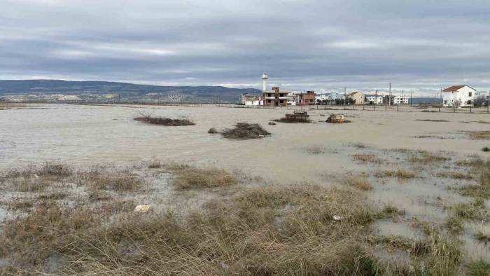 Çanakkale’de Sağanak Yağış Sonrası Yazlıklar Sular Altında