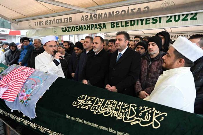 Gaziosmanpaşa’da Okulda Hayatını Kaybeden Elvin Ak’ın Ölümü İle İlgili Soruşturma Başlatıldı